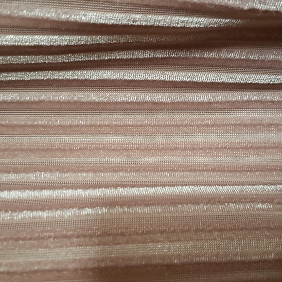 SHE & SKY Beautiful Blouson Style Top Sz. L - Picture 8 of 16